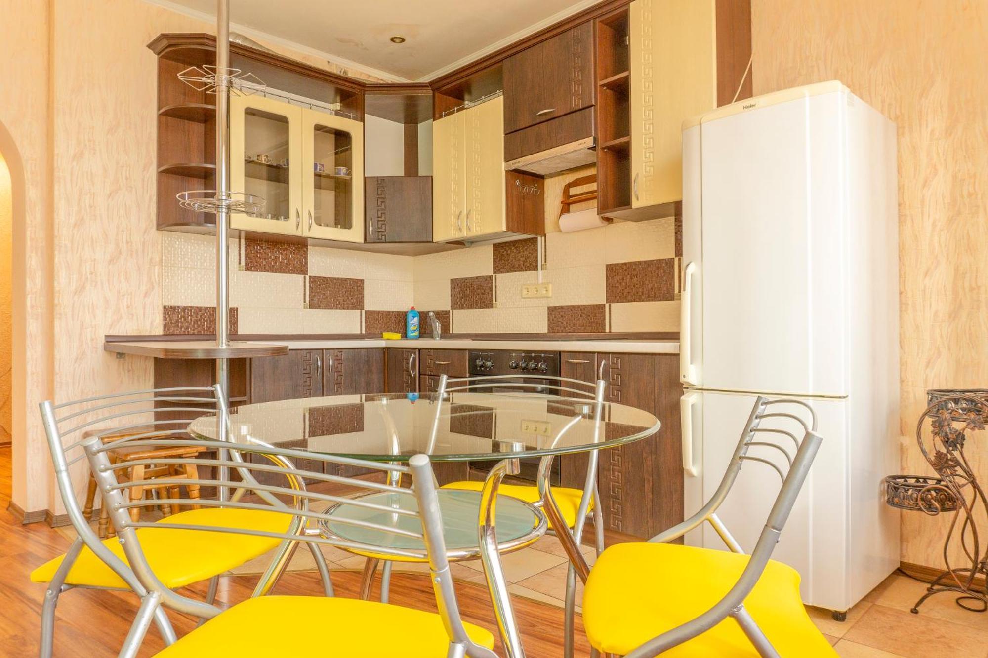 Big Studio Apartment Near River Mall Kiew Exterior foto